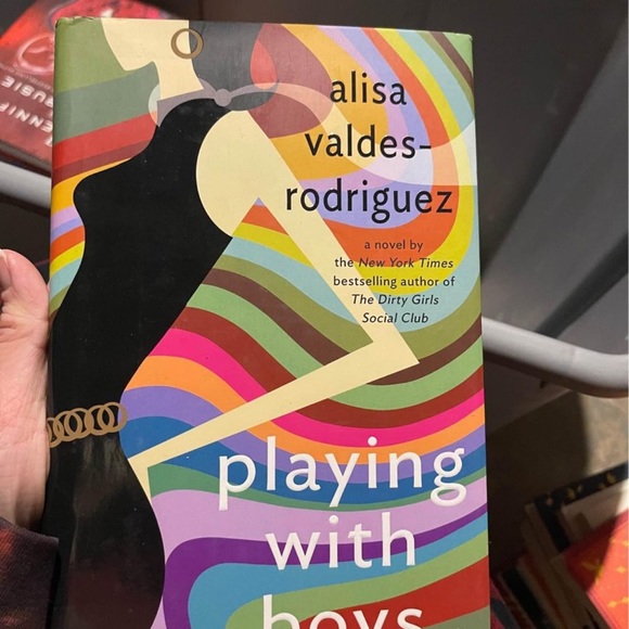 Books - Picture 13 of 16